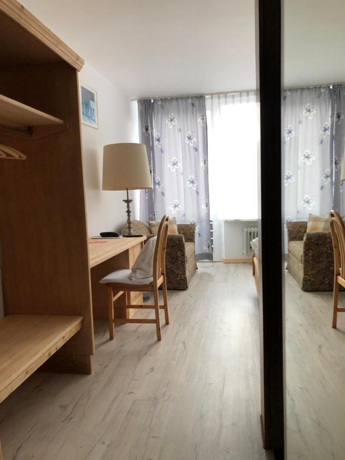 Landhotel Bayerische Alm Бургхаузен Екстериор снимка